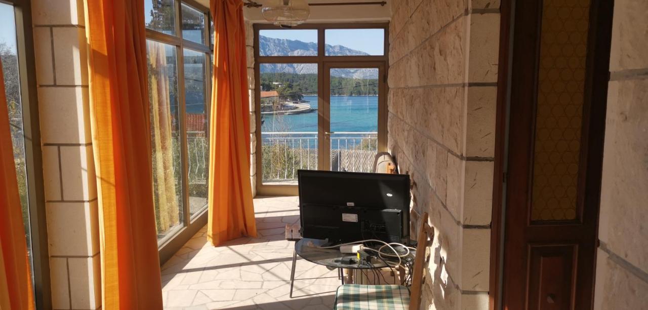 Big House For 14 People In Centre Of Lumbarda Διαμέρισμα Εξωτερικό φωτογραφία