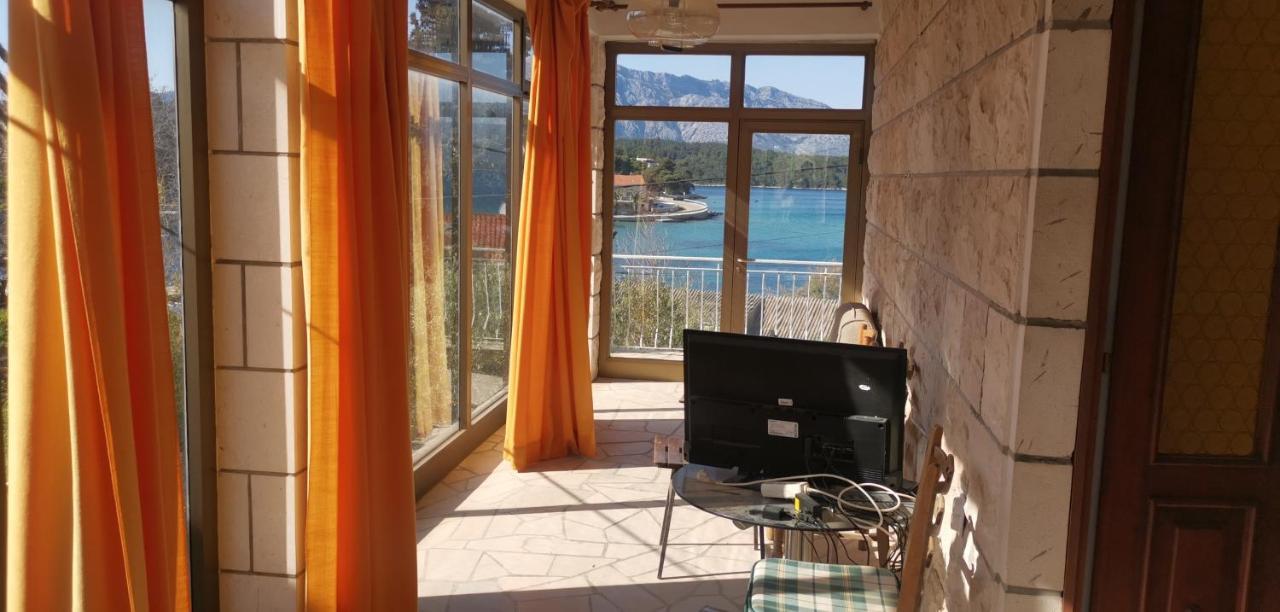 Big House For 14 People In Centre Of Lumbarda Διαμέρισμα Εξωτερικό φωτογραφία