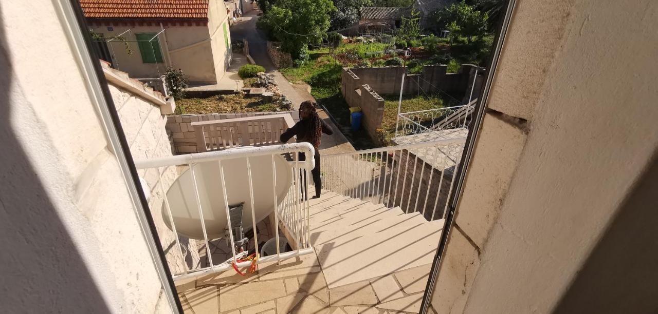 Big House For 14 People In Centre Of Lumbarda Διαμέρισμα Εξωτερικό φωτογραφία