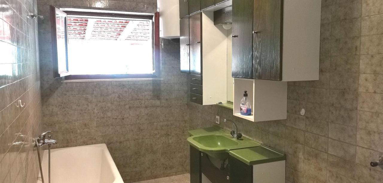 Big House For 14 People In Centre Of Lumbarda Διαμέρισμα Εξωτερικό φωτογραφία
